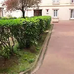 Modern&cozy studio 2 minutes from Porte d\'Orléans